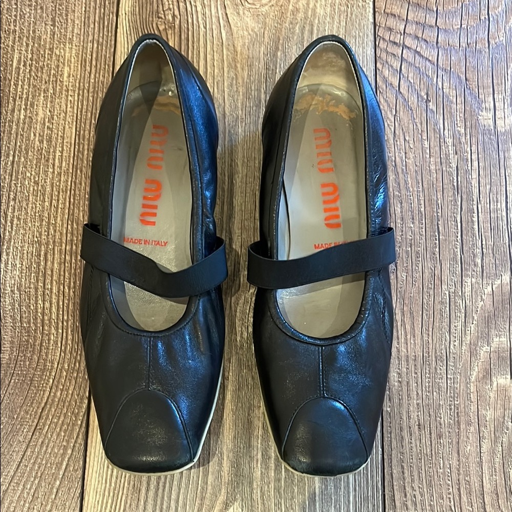 Miu Miu Black Leather Women's Shoes